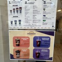   at Oakberry - République in Paris