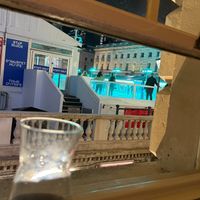  at Café Petiole in London