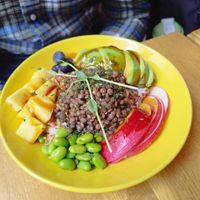Vegan Poké Bowl at Maison Milie in Paris