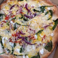 Now open at 7 a.m. for brekkie & coffee! Here is a vegan breakfast pizza, with spinach, onion, tomato, Just Egg & vegan mozz & feta. Fantastic! at Roman's Pizza House in Absecon