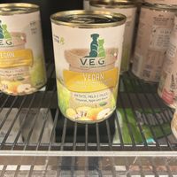 Vegan cat/dog foodd  at Maran Vegan in Vienna