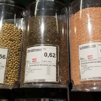 Bulk foods at Maran Vegan in Vienna