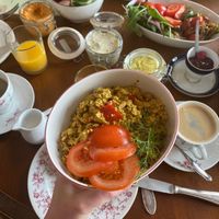 Scrambled tofu 🤩 at V-Cake Cafe in Dresden