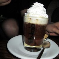 Irish coffee at Chaostheorie in Berlin