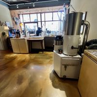  Roasting beans  at Bubu Coffee in Busan