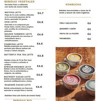 Beverages at Café del Art in Madrid