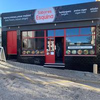 Restaurant front at Sabores da Esquina in Alvor