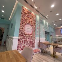 Cute interior  at La Donuteria in Dubai