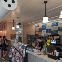  at Iconoglace - Mile-end in Montreal