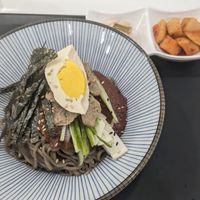 Bibim makguksu at Loving Hut - Real Love in Seoul
