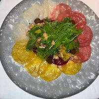 Beet salad at Aarde in Madrid