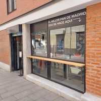 Exterior (no queues bc it was late in the afternoon) at Novo Mundo in Madrid