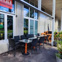 Outdoor seating at Hien's Kitchen in Schlieren