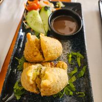Vegan samosa at Byanjan in Madrid