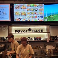 Tolles Veganes Reaturant mir viel auswahl und netten Personal 👍🏼 at Pivot BASE Cafe & Bar ＠Dotonbori in Osaka