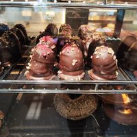 Mohrenkopf at Bakery Bakery  - Schaffhauserplatz in Zurich