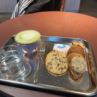 Matcha latte, cookie and crookie  at Bakery Bakery  - Schaffhauserplatz in Zurich