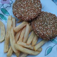 Hamburguesa de quinoa at Hotel Asantiago  in Belorado