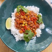 Chili sin carne (daily menu)  at Chef & Co in Prague