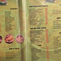 Food comes fast at Indian Food Delhi 6 in Penida Island