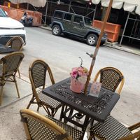 Charming outdoor seating at Eat Pretty in New York City