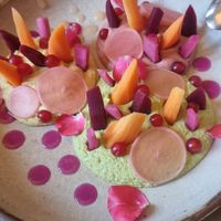 hummus with fermented veggies and fruit at Scara e Beo in Cortona