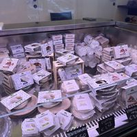 Vegan cheese in case  at Fermaggio Bistrot & Store in Rome