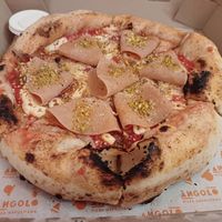 Pistacchio at Angolo Pizza Napolitana  in Mexico City