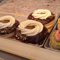 Maxi Queen 🌱 at Brammibal's Donuts - Eppendorfer Baum in Hamburg