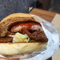  at Beestrot Burger  in Setteville