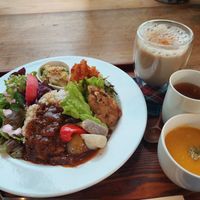 Lunch set with Chai latte at Zeal in Miyazaki