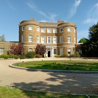 William Morris Gallery approaching from Forest Road at Deeney's Cafe in East London