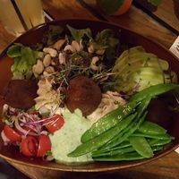 Avocado Falafel Bowl at Morleos Bar and Restaurant in Offenbach