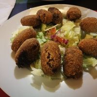 The full size of vegan croquettes at Habanita in Sevilla
