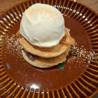 Dorayaki with ice cream at Vegan Sushi Tokyo in Tokyo