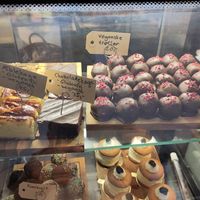 Vegan cakes and truffles at Præstø Bagværk in Praestoe