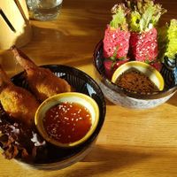 04. Soy on the Run (left) and 16. Pink Ladies (right) at Mandala in Bonn