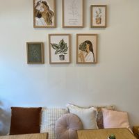 Pretty decor at Velicious Café in North Narrabeen