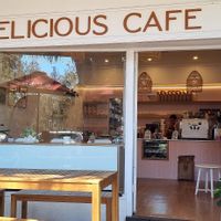  at Velicious Café in North Narrabeen