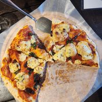Margarita pizza with vegan cheese - it was really good! at Xi Fusuba - 希府素吧 in Lijiang