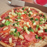 Pizza vegan kap verde at Domino's Pizza in Senftenberg