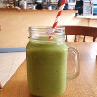 Green smoothie at Bread & Bean in North London