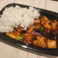 Hibachi tofu and veggies with white rice at Lau Ba Thai in Melissa