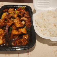 Hibachi tofu and veggies with white rice at Lau Ba Thai in Melissa