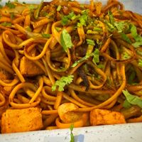 Noodle. Stir fry  at Casa Chaskis in Long Beach