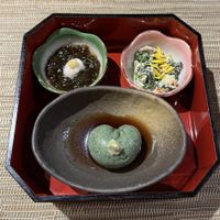 First course of the plant-based kaiseke  at Eigikutei in Los Angeles