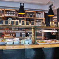 Sattgrün Hafen Theke1 at Sattgrün - Hafen in Dusseldorf