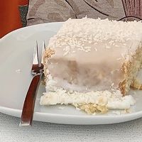 Kokos Kuchen at Sattgrün - Hafen in Dusseldorf