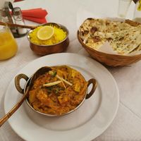 Tofu curry, lemon rice, plain naan at Maharaja City in Budapest