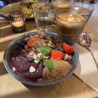 Açaí bowl with "Venice" topping  at Mahalo - Kungsholmen in Stockholm
